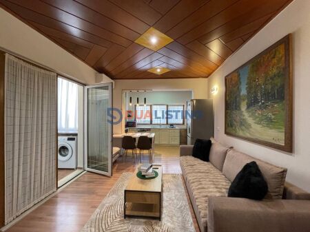 ✨ Apartament 1+1 me qira përballë Delijorgjit. 🏡 Komod, modern dhe në super lokacion. 💰 550€/muaj