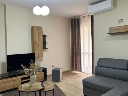 CASA IN AFFITTO – VIA KAVAJËS (DI FRONTE A DELIJORGJI)