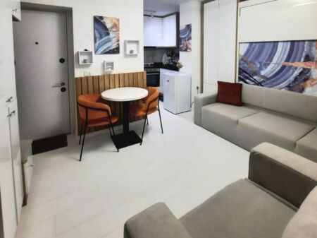 Shitet Garsoniere  Rruga Ali Demi