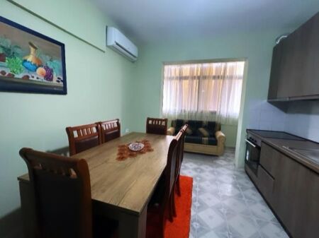 🏡 Apartament 2+1 me qira – pranë Librit Universitar (te Mirësi)💰 60,000 lekë/muaj