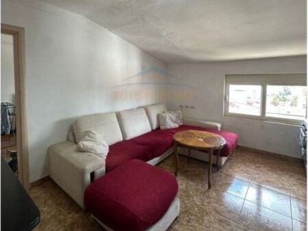 Shitet , Apartament 2+1 , Bulevardi Zogu I , Tirane