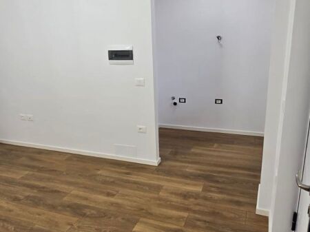 STUDIO APARTMENT FOR SALE NEAR DINAMO STADIUM