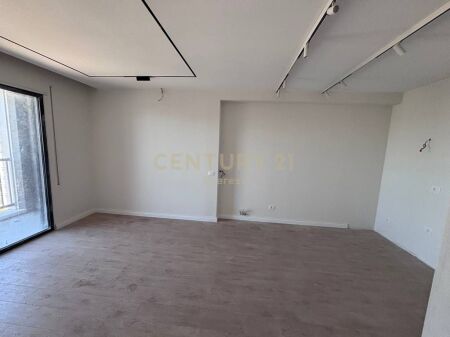 BULEVARDI I RI, SHESIM APARTAMENT 2+1+2