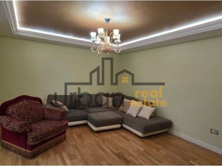 Qera, Apartament 2+1, Qendër , Tiranë - 1000€ | 96 m²