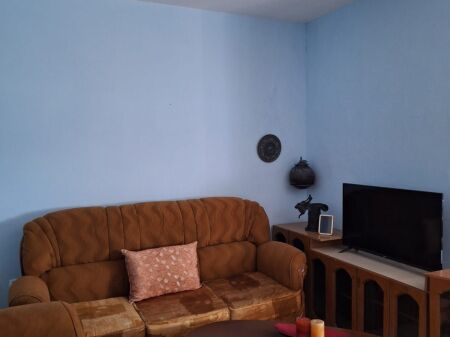 For rent 1+1 next to UET