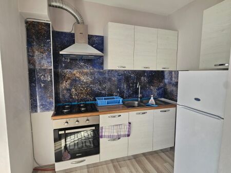 SHITET APARTAMENT 2+1 TEK VALA PARK - STADIUMI DURRES