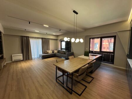 Appartamento 2+1+2 in vendita Tirana Garden Building, Rruga e Kavajes