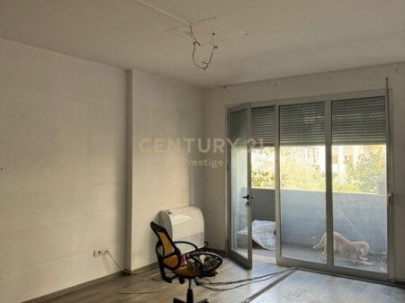 AMBIENT ZYRE ME QIRA PRANE STADIUMIT DINAMO, TIRANE!