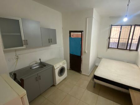 🏠 Jepet garsioniere me qira tek ish Tregu Elektrik