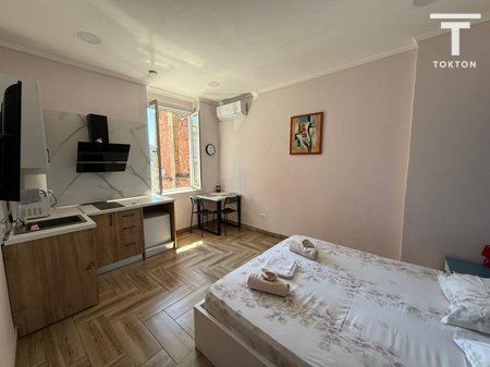 VENDESI 2 STUDIO, EX STADIO DINAMO, TIRANA