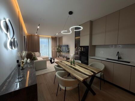 Apartament luksoz 2+1 per shitje tek Golden Tower, Mine Peza