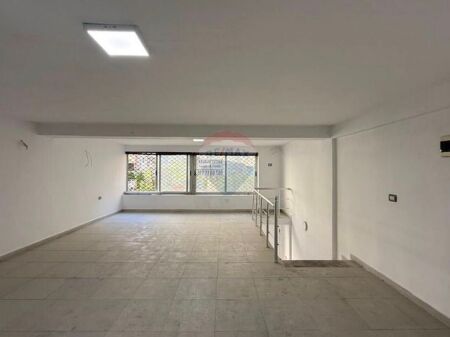 Dyqan - Për Shitje - Pallatet Çabej, Tiranë ID: 530581008-79