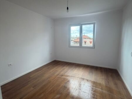 Appartamento 1+1 Porcelan in Vendita