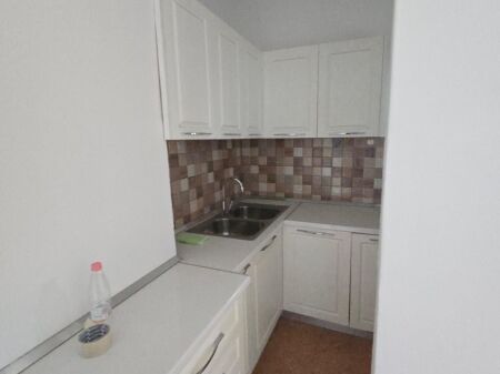 🏡 SHITET APARTAMENT 2+1 – PRANË DREJTORISË SË POLICISË, DURRËS