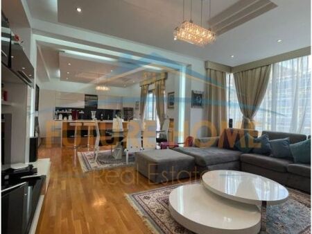 Qera, Apartament 2+1, Bllok