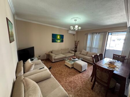 Appartamento in affitto 2+1+2 Dietro Square 21