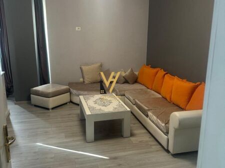 JEPET APARTAMENT 2+1+BLK ME QERA TE RRUGA E ELBASANIT 700 EURO