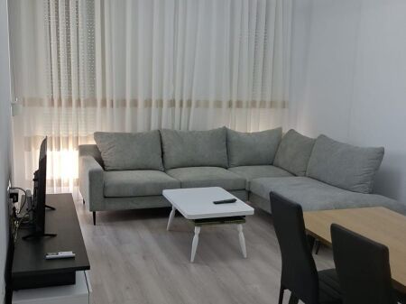Apartament me qira 2+1 Univers City