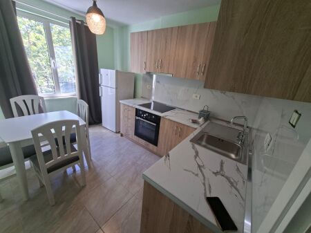 APARTAMENT 2+1 ME QIRA ISH EKPOZITA 750 EURO