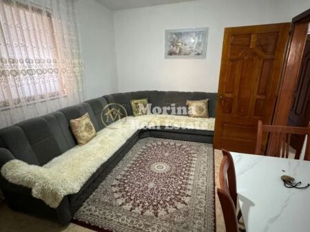 Qera | Shtëpi private 2 + 1 | Rruga Besa | 400 €/muaj