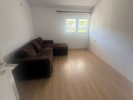 Qera, Apartament 2+1 , Tufine, Tiranë - 30,000 Lekë| 70 m²