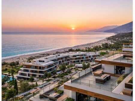 Shitet Apartament 2+1+2 ne Morina City, DHERMI