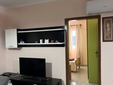 Jepet me qira 2+1+2 Laprake 500 mije leke