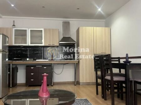 Qera | Shtëpi private 2 + 1 | Kompleksi Malajzian | 400 €/muaj