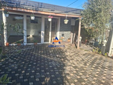 JEPET AMBJENT BIZNESI ME QERA 160M2 "BATHORE" 38000 LEKE