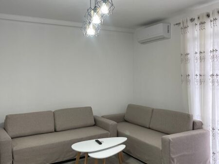 🏡 Jepet me qira 3+1 tek 📍 5 Maji💰 Çmimi: 500€ / muaj