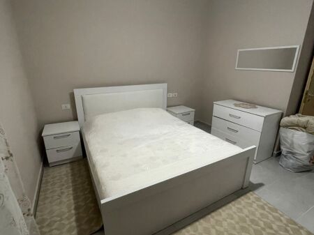 Jepet Me Qera Apartament 1+1+1 Ballkon