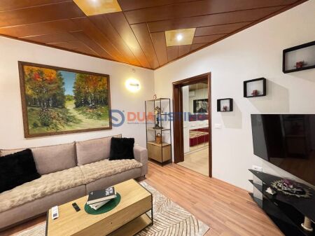 Offriamo appartamento 1+1 in affitto di fronte a Delijorgji!