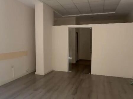 ME QIRA AMBIENT TE KOMUNA E PARISIT