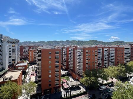 🏠JEPET ME QIRA | Apartament 2+1 – Rruga e Kavajës (Pranë Delijorgjit)