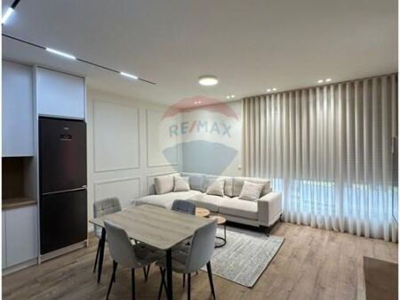 Apartament 1+1 per qira ,Bulevardi i Ri