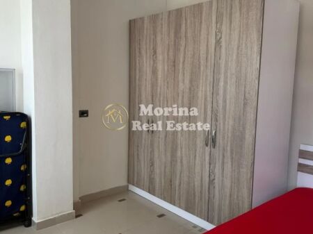 Qera | Shtëpi private 2 + 1 | Sauk | 450 €/muaj