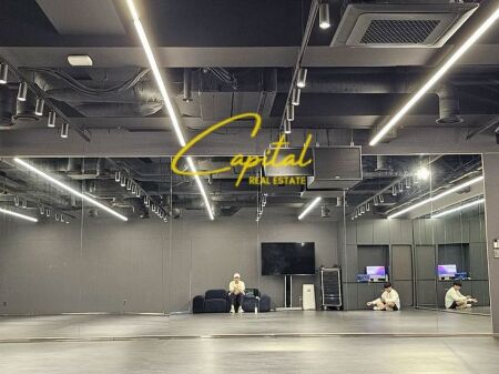 AMBIENT BIZNESI ME QIRA 361 M2 ZOGU I ZI 5.800 EURO