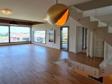 🏡Vilë për shitje 2-Kateshe te Long Hill 1, pranë TEG-ut❗