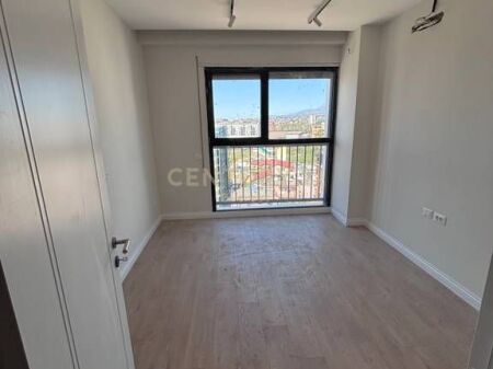 NEW BOULEVARD, SELLING APARTMENT 2+1+2