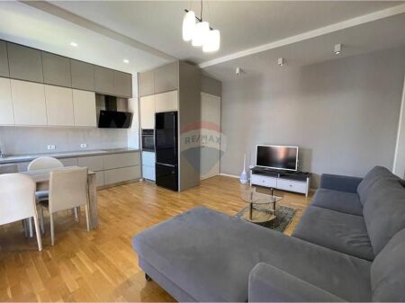 *Apartament 2+1+2 me qira te *Kompleksi Deliorgji*