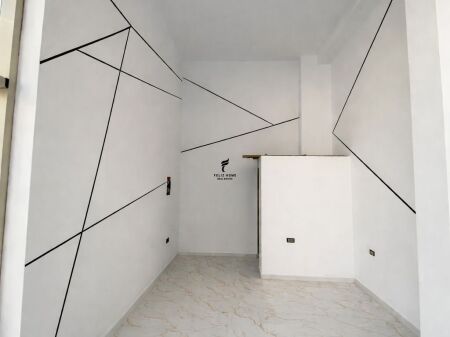 SHOP FOR RENT 30 M2 DON BOSKO 30,000 LEKE FH-68665