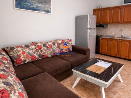 JEPET APARTAMENT ME QERA 1+1+BALLKON "VASIL SHANTO" 500 EURO