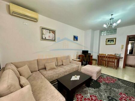 Qera, Apartament 1+1, Fresku