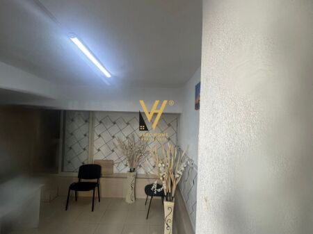 JEPET DYQAN 15 M2 ME QIRA TE ISH EKSPOZITA 25.000 LEKE