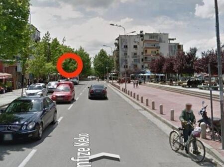 Shop for Rent in Porcelan