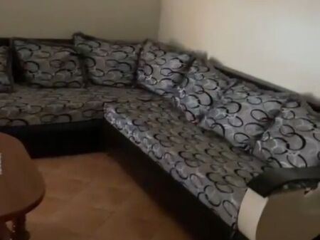 Jepet me qera 1+1 mobiluar ashensor  fresk te thesari 35000 lek