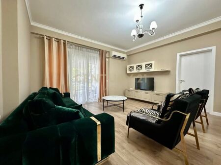 RENT, APARTMENT 3+1+2 with PARKING SPACE, BOTANICAL GARDEN