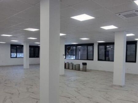 ZYRE ME QERA 280 M2 TEG 3.000 EURO FH-68540