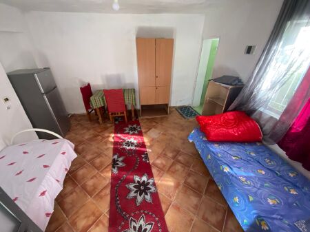 🏡 Jepet Garsioniere me Qera te Vilat Gjermane, Tiranë