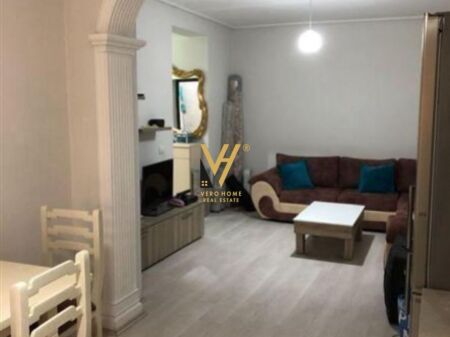 JEPET APARTAMENT 1+1+BLK ME QERA NE VASIL SHANTO 50.000 LEKE